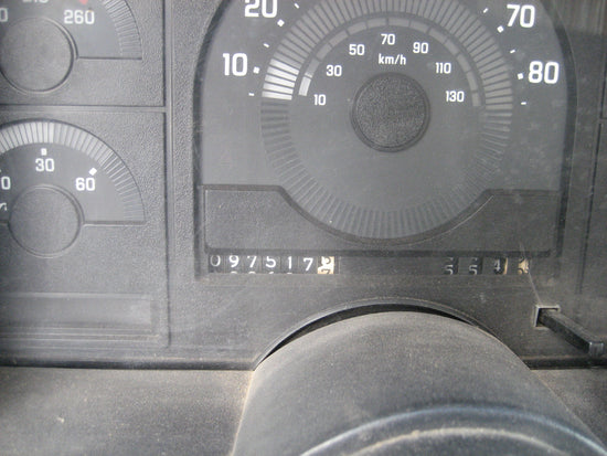 Image Title 1988 GMC 1500 Sierra Long Box 8' Pickup V6  3 Speedo